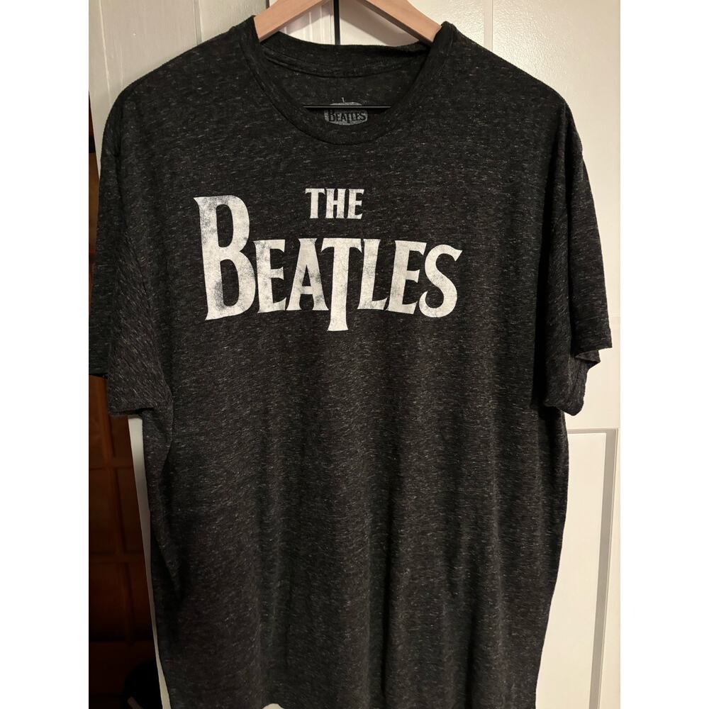 THE BEATLES Classic Logo Licensed T-Shirt, 2015. XXL  Pre-owned